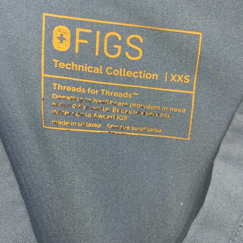Figs Technical Collection Blue Scrub Top - Picture 4 of 4